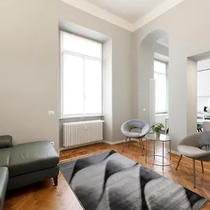 Royal - Centro Apartamento Milão