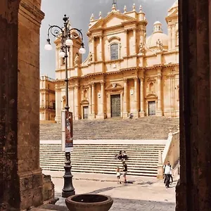 La Casa Del Barocco , Noto Italia